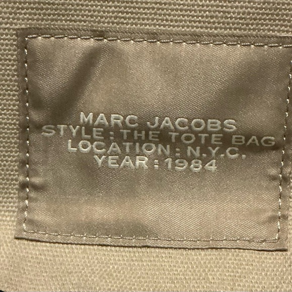 Marc Jacobs Tan Tote Bag - Picture 12 of 12